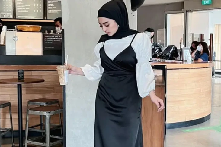 Dinan Fajrina Jawab...