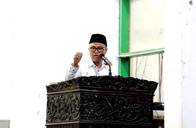 Tarawih di Mangkutana,...