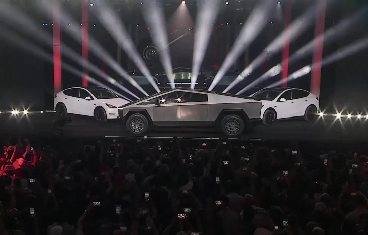 Tesla Cybertruck Tambah...