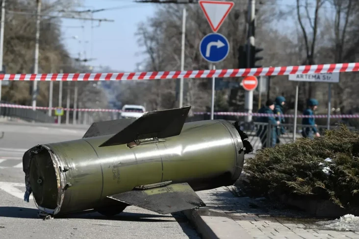 Rusia: Rudal Tochka...