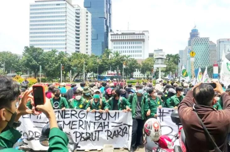BEM SI Mengaku Telepon...