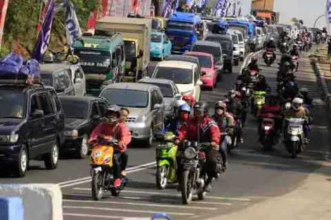 Cuti Lebaran 10 Hari,...
