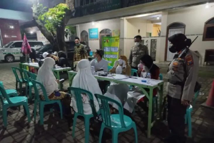 Gandeng Pengurus Masjid,...