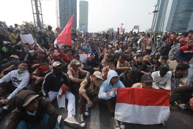 Disdik Kota Bekasi Larang...