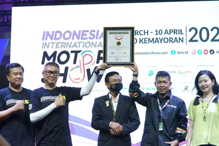 Kasih 4 Mobil dan 2...