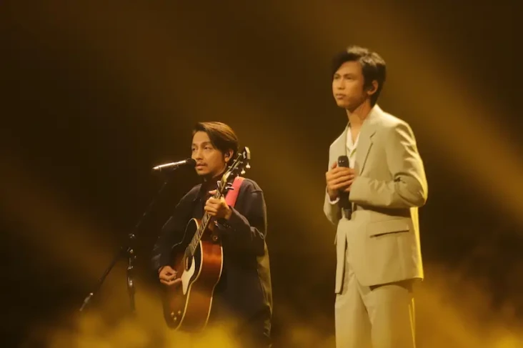 Danar Duet Bareng Fiersa...