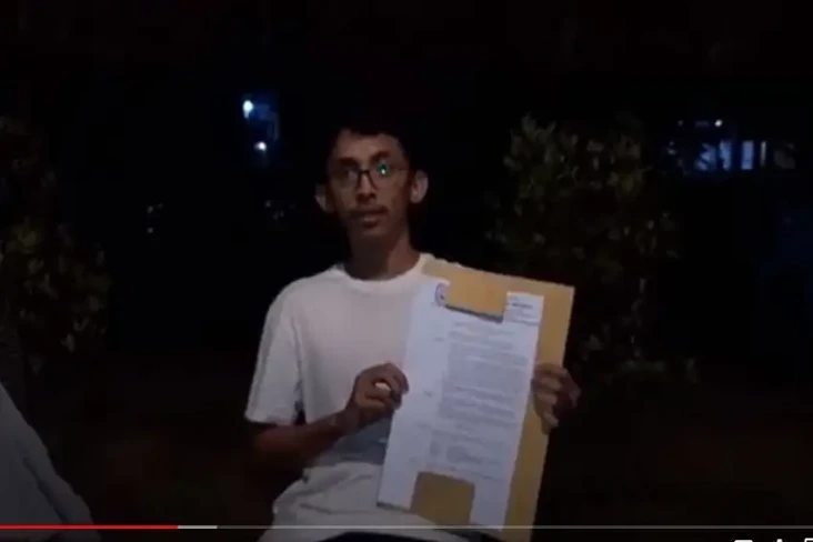 Pertanyakan Honor Tak...