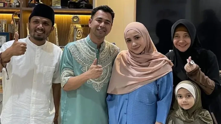 Nagita Slavina Berhijab...