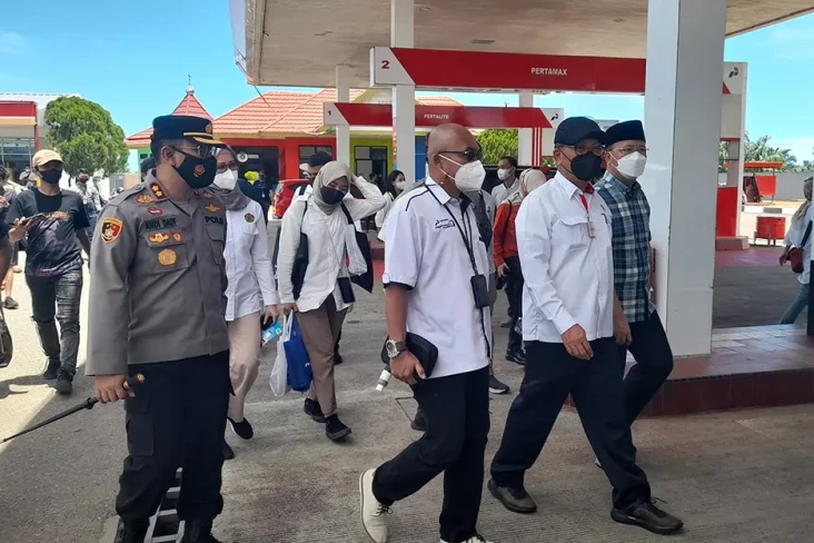 Menteri ESDM Tegur Supir...