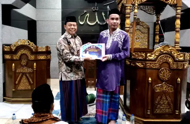Ketua DPRD Makassar...
