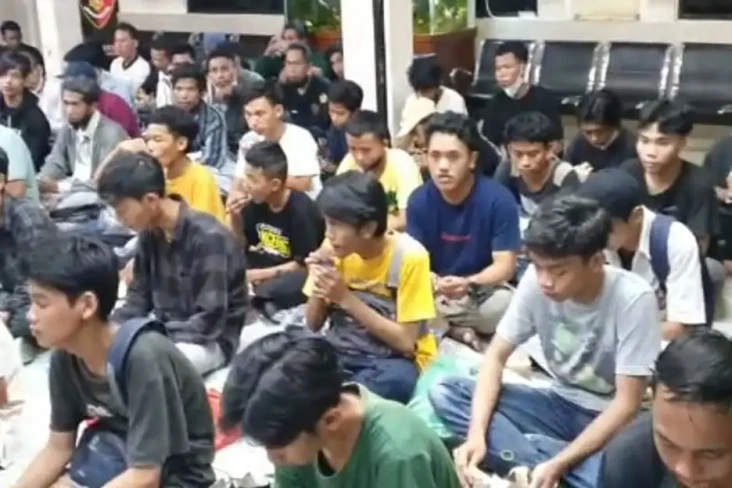 Amankan Ratusan Pelajar...