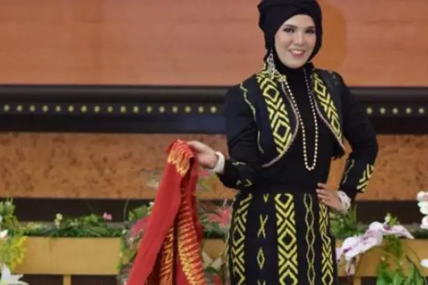 Mengenal Sekomandi,...