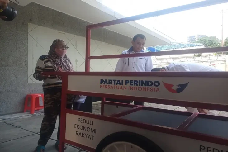 Dapat Gerobak, Pedagang...