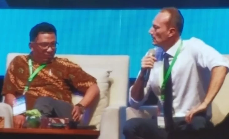 Kabar Bagus, Biskuit...