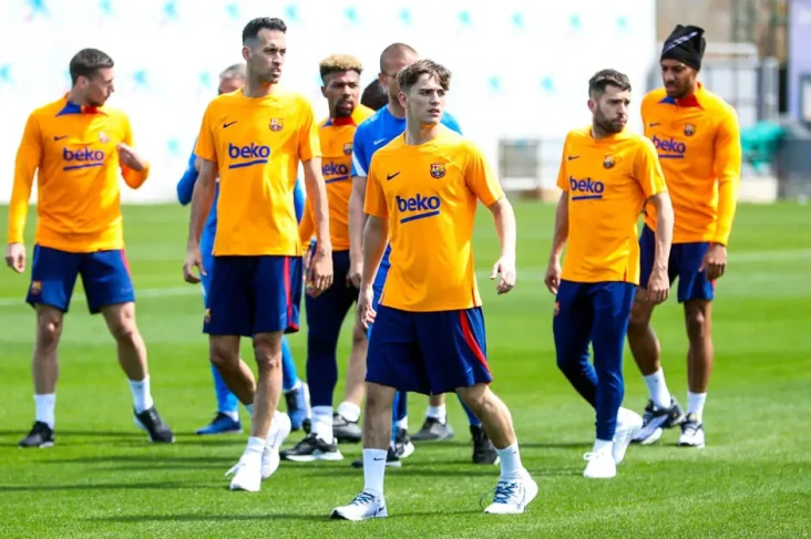 Barcelona vs Eintracht...