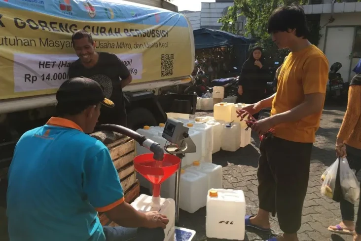 Sebulan Tak Jualan Minyak...