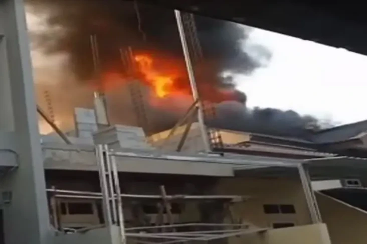 Rumah Konveksi di Cengkareng...