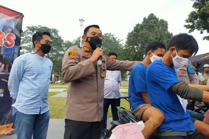 4 Bandit Pecah Kaca...