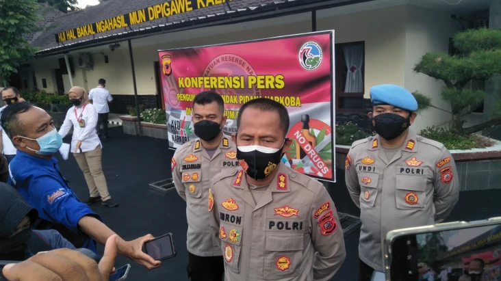 Pelaku Perang Sarung...