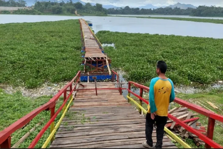 Penampakan Jembatan...