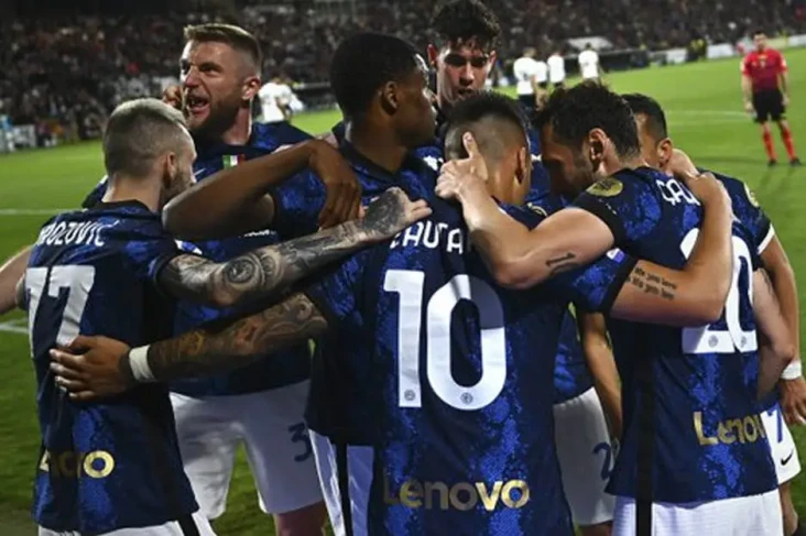Hasil Liga Italia 2021/2022:...
