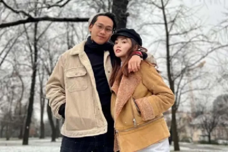 Ultimatum bagi Pacar,...