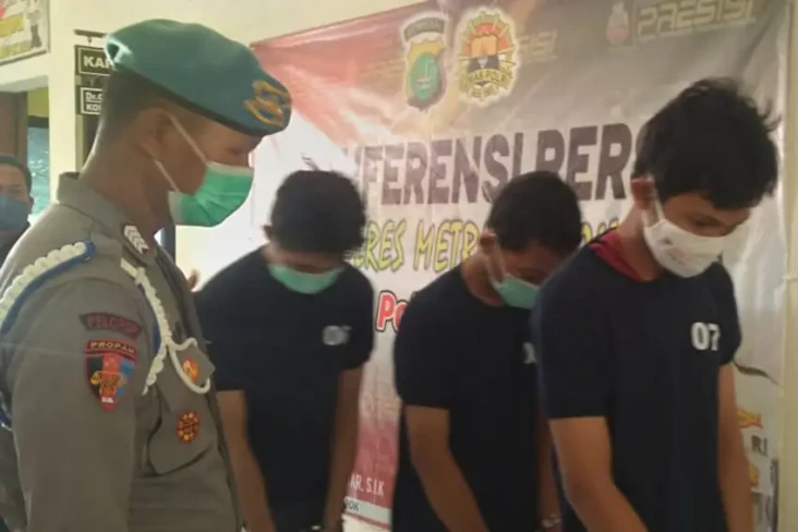 5 Kali Rampok Minimarket...