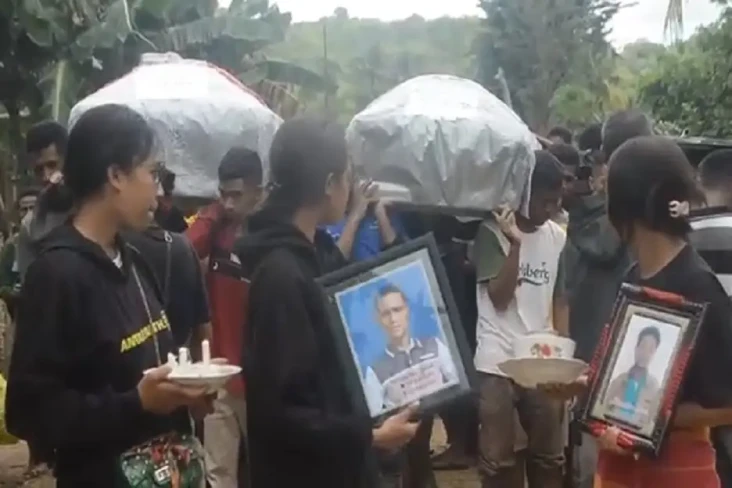 Tangis Keluarga Pecah...