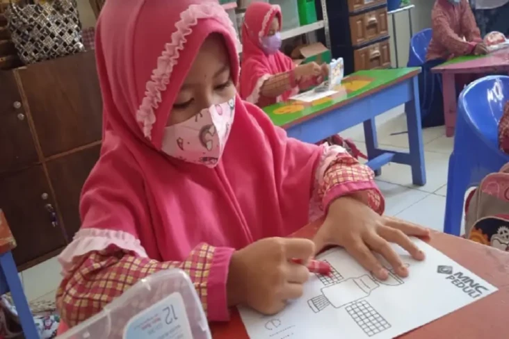 Bantuan MNC Peduli kepada...
