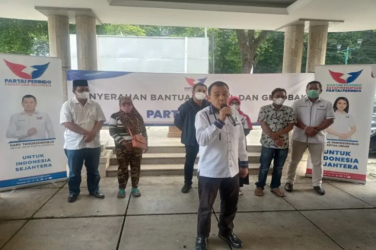 Bantuan Gerobak Perindo...