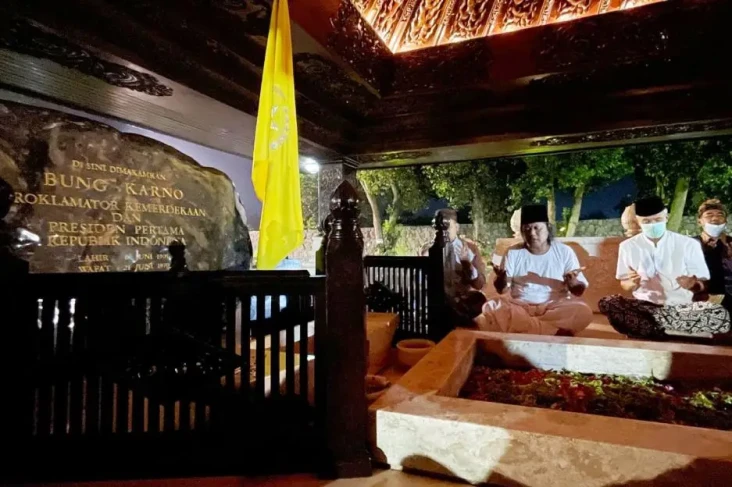 Ziarah ke Makam Bung...