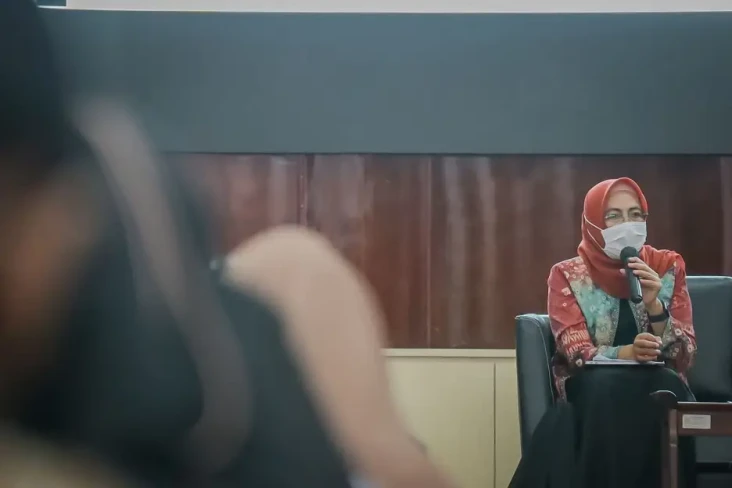 Jokowi Dinilai Komitmen...