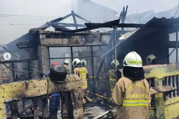 Dijadikan Warung Bensin...