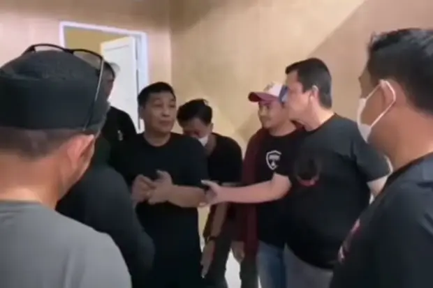 Tersangka Kasus Penembakan,...