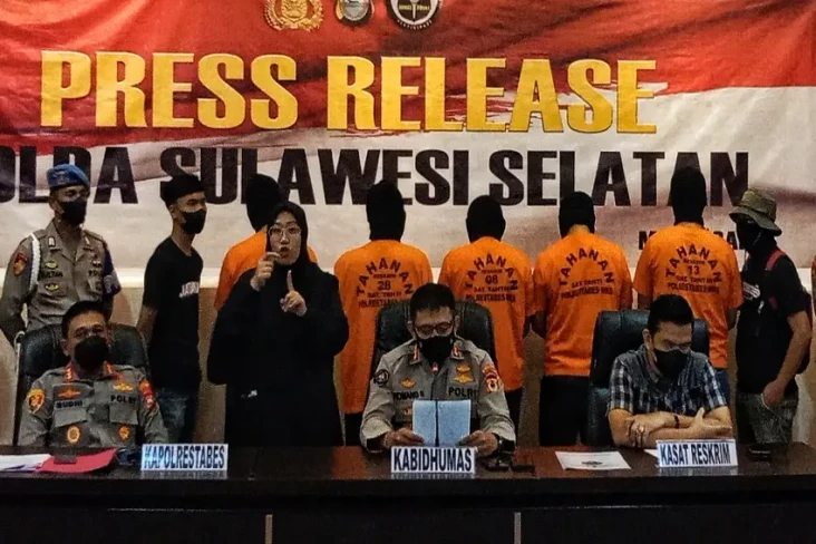 Sempat Pakai Dukun,...
