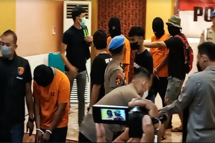 Eksekutor Penembak Pegawai...