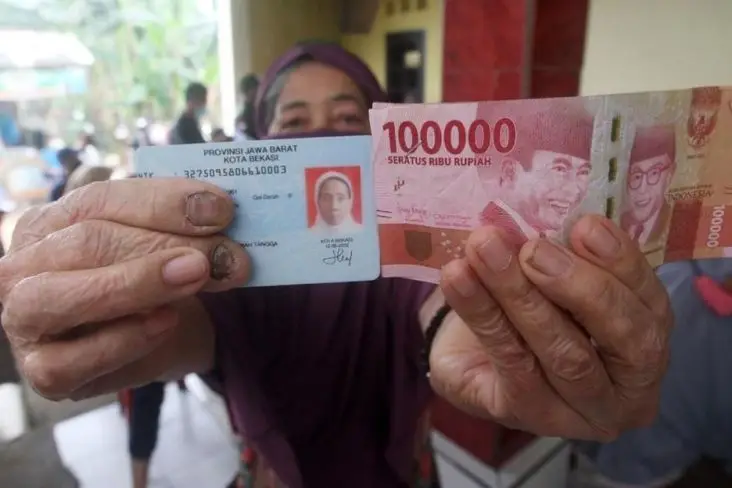 Sederet Bansos Jokowi...