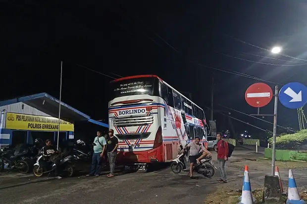 Kecelakaan Maut di Enrekang,...