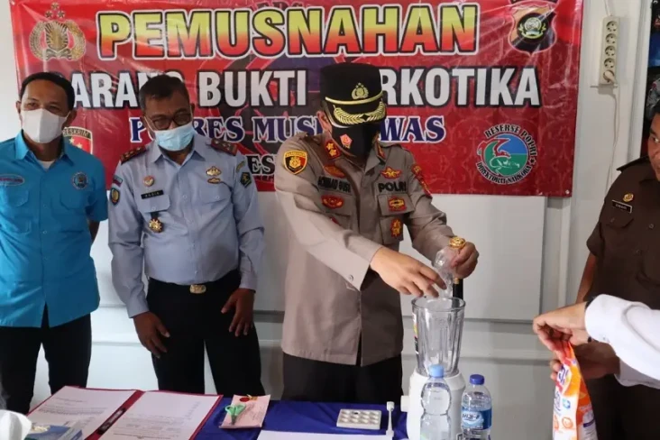 Kapolres Mura Blender...