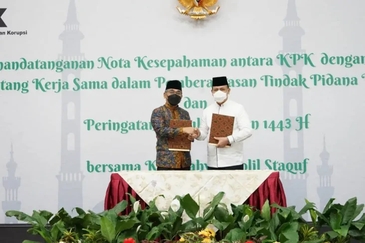 Berantas Korupsi, KPK...