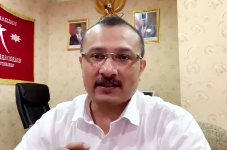Banding atau Terima...