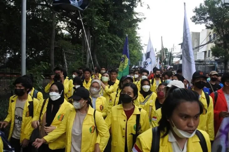 Ketua BEM UI Tegaskan...