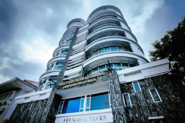 Sejarah Pertamina Tower,...