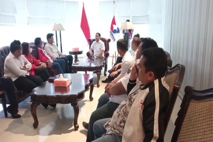 PSI Berkunjung ke Kantor...