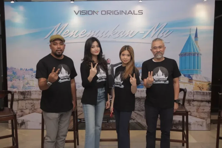 Penuh Nuansa Keindahan...