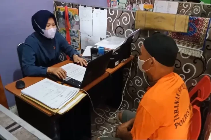 Tak Kuat Tahan Nafsu...