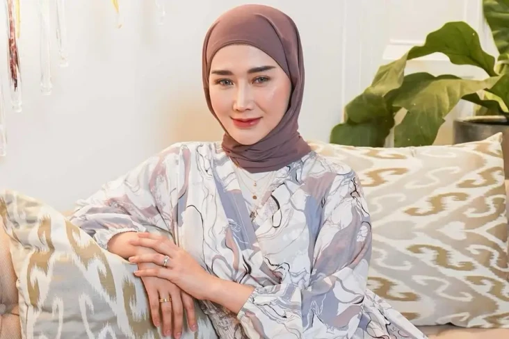 Tutup Komunikasi dengan...
