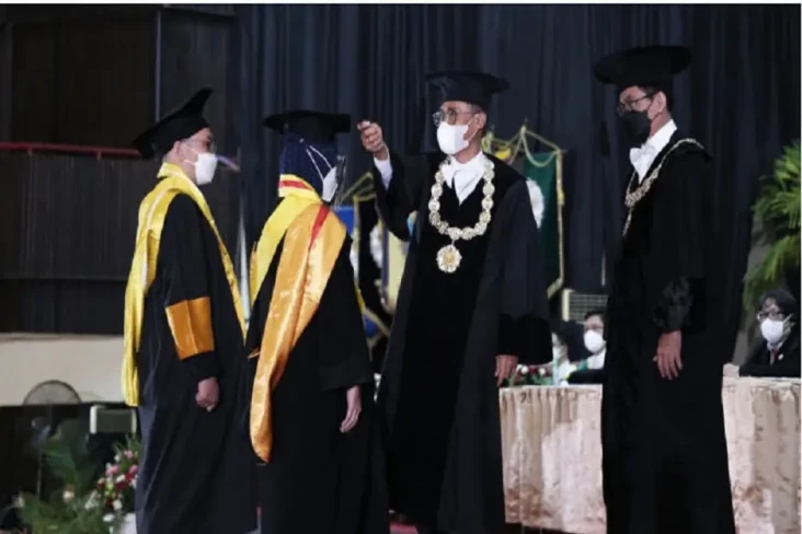 UGM Wisuda 1.346 Mahasiswa...