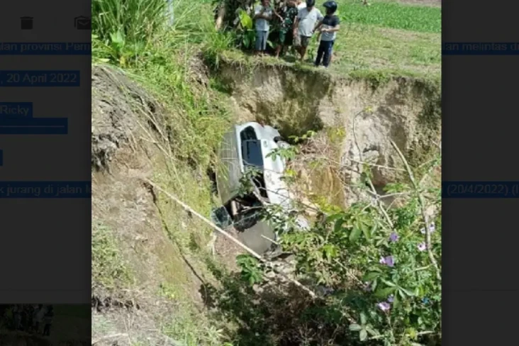 Jalan Longsor Pematangsiantar-Saribudolok...