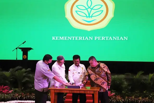 Itjen Kementan bersama...